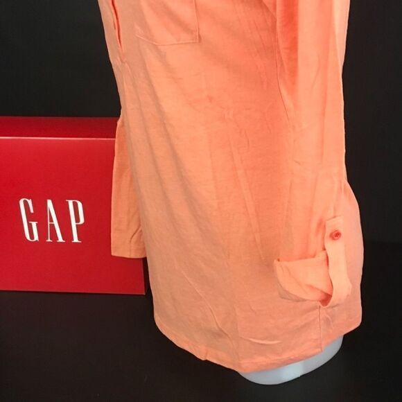 New Gap maternity  - Picture 3 of 5